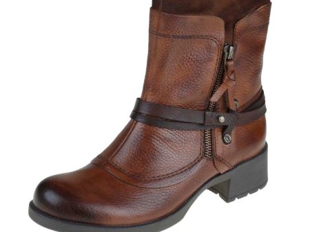 Earth Buckeye Short Boot  (Women) on Sale