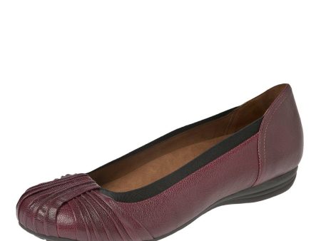 Cobb Hill by New Balance RevCraze Comfort Flats (Women) Online Sale